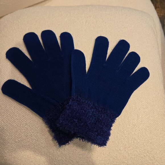 NWOT GLOVES WOMENS - Picture 4 of 4